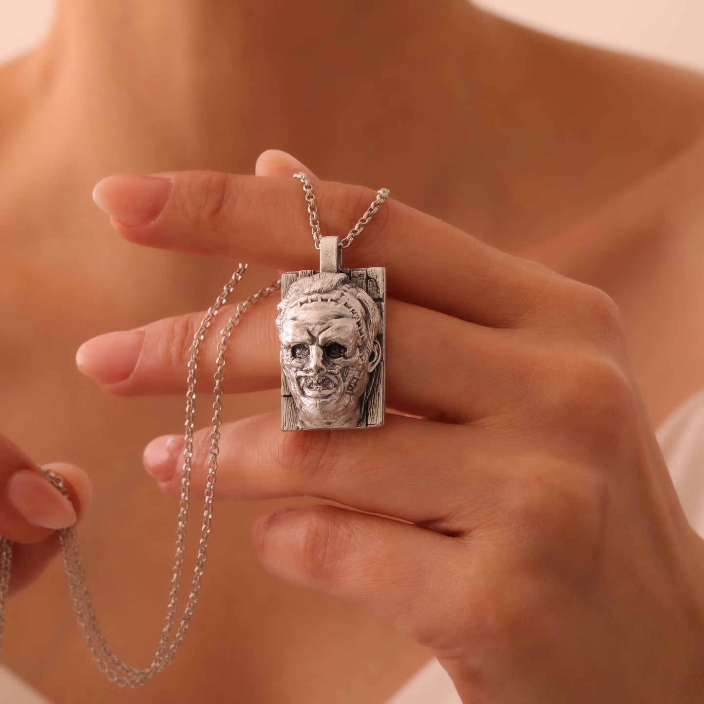 Texas Chainsaw Massacre Leatherface Silver Pendant – Hand-Carved, Handcrafted Tribute to the Iconic Horror Villain