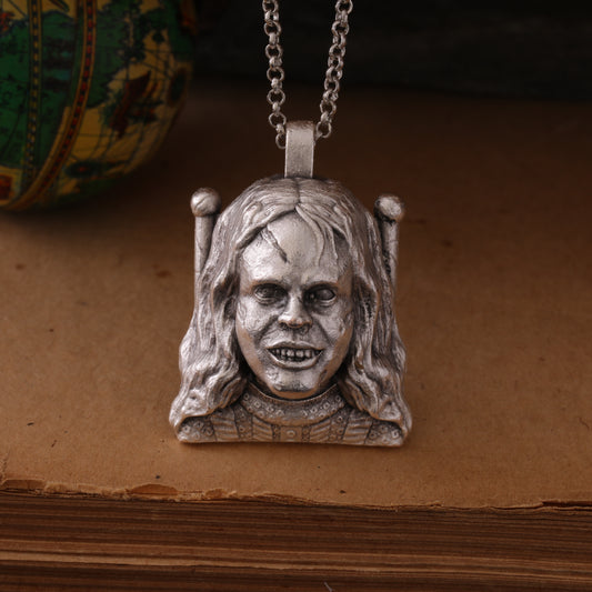 Regan MacNeil The Exorcist Silver Hand-Carved Pendant – A Chilling Tribute to Horror Iconography