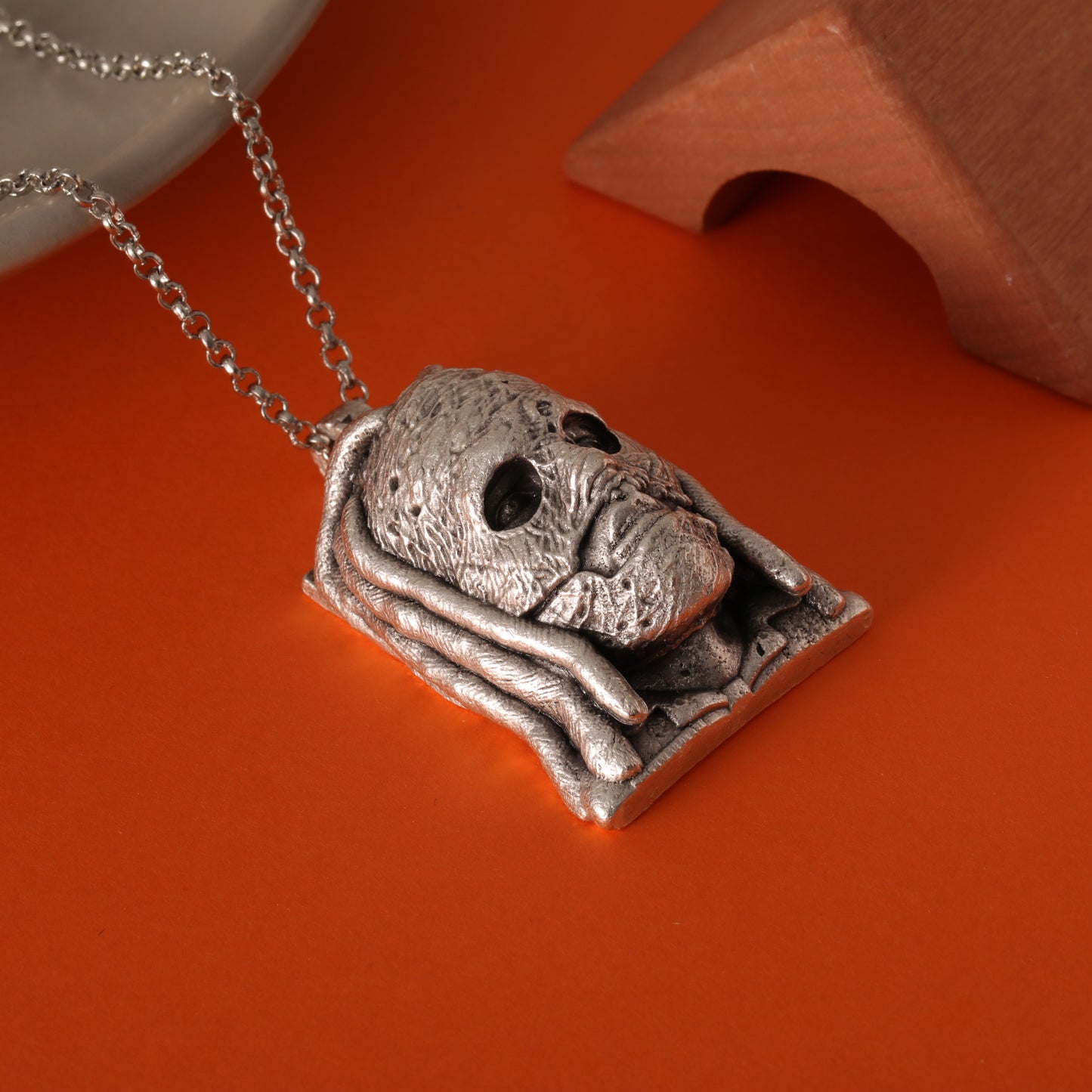 Slipknot 25th Anniversary Corey Taylor Silver Hand-Carved Pendant – A Tribute to a Legacy of Metal